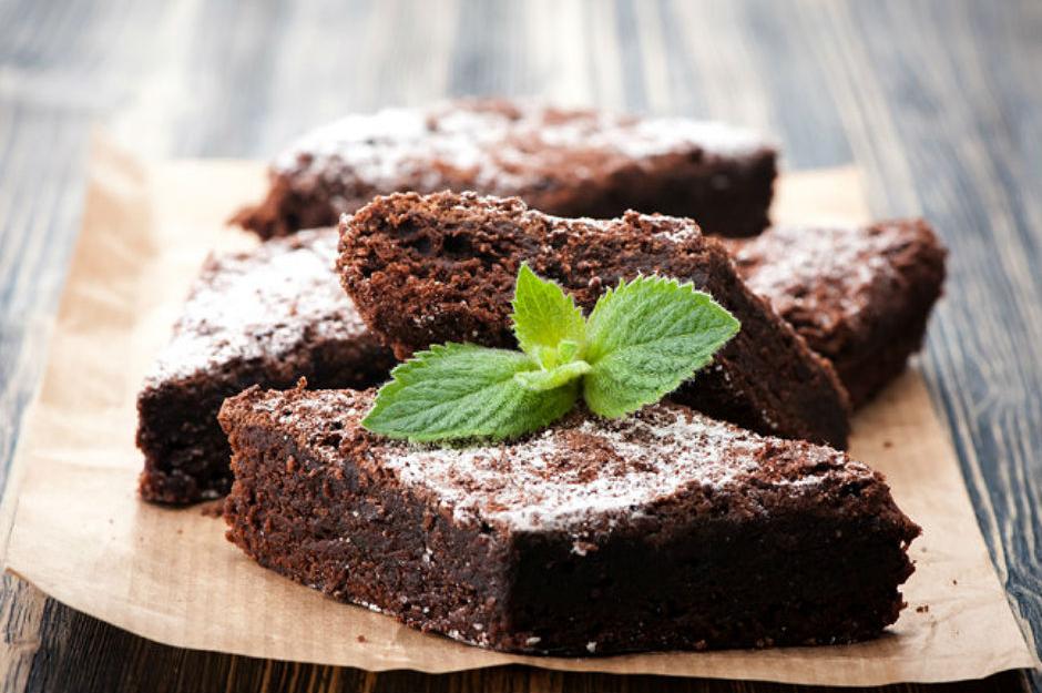 https://yemek.com/tarif/brownie/ | Brownie Tarifi