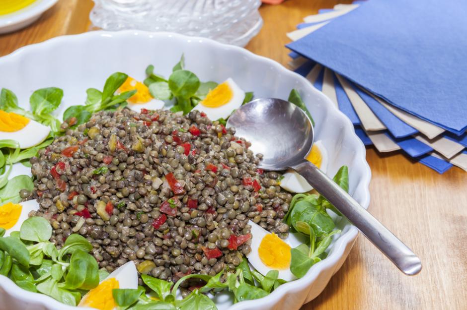 https://yemek.com/tarif/yesil-mercimek-salatasi | Yeşil Mercimek Salatası Tarifi