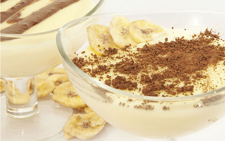 https://yemek.com/tarif/muzlu-puding/#.VyNOcTCLTIU | Muzlu Puding Tarifi