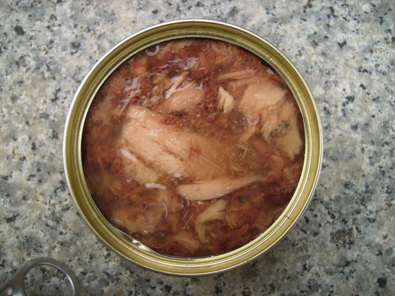 https://de.wikipedia.org/wiki/Datei:Canned_Cat_Food1.jpg | wikipedia