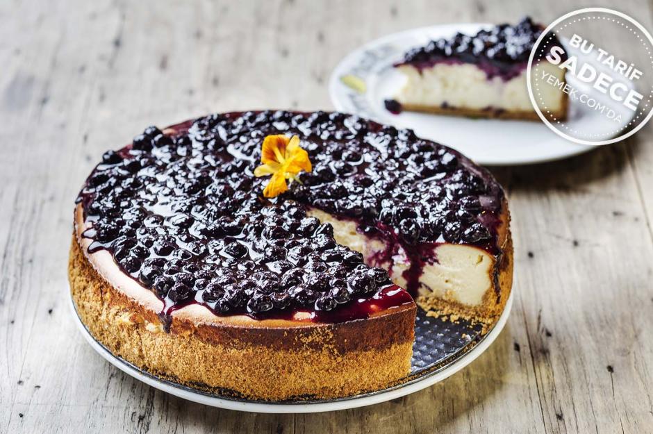 https://yemek.com/tarif/limonata-teras-yaban-mersinli-cheesecake/ | Yaban Mersinli Cheesecake Tarifi