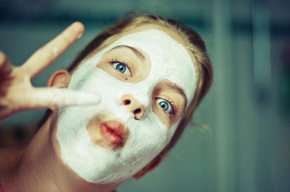 http://www.ask.com/beauty-fashion/can-one-make-homemade-facial-mud-mask-bc116da164dc6573 | ask