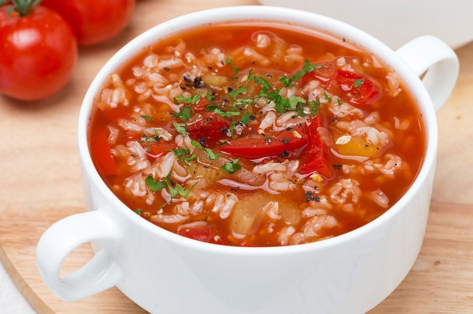 https://yemek.com/tarif/pirinc-corbasi/ | Pirinç Çorbası Tarifi 