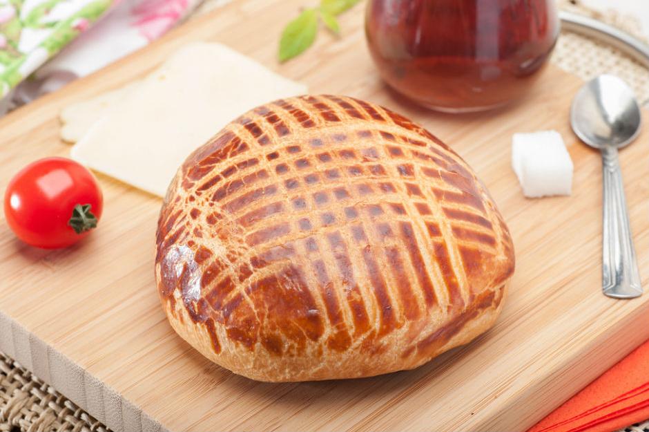 https://yemek.com/tarif/sodali-pogaca/ | Sodalı Poğaça Tarifi