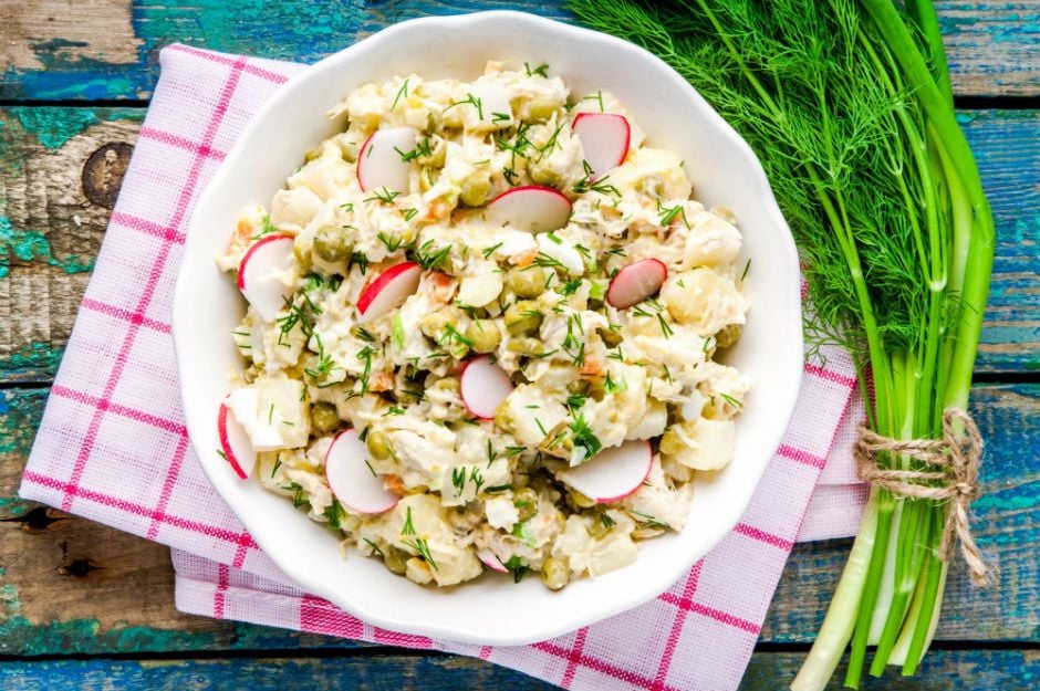 https://yemek.com/tarif/hardal-soslu-patates-salatasi/ | Hardal Soslu Patates Salatası Tarifi
