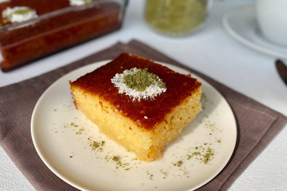 Muhteşem Kıvamıyla: Limonlu Yoğurt Tatlısı