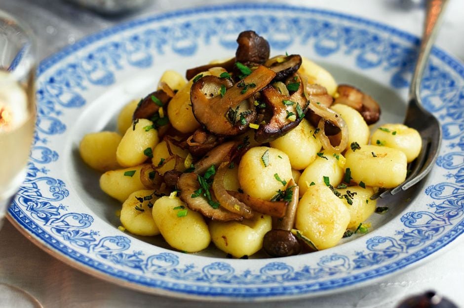 https://realfood.tesco.com/recipes/brown-butter-gnocchi-with-mushrooms.html |realfood.tesco.com