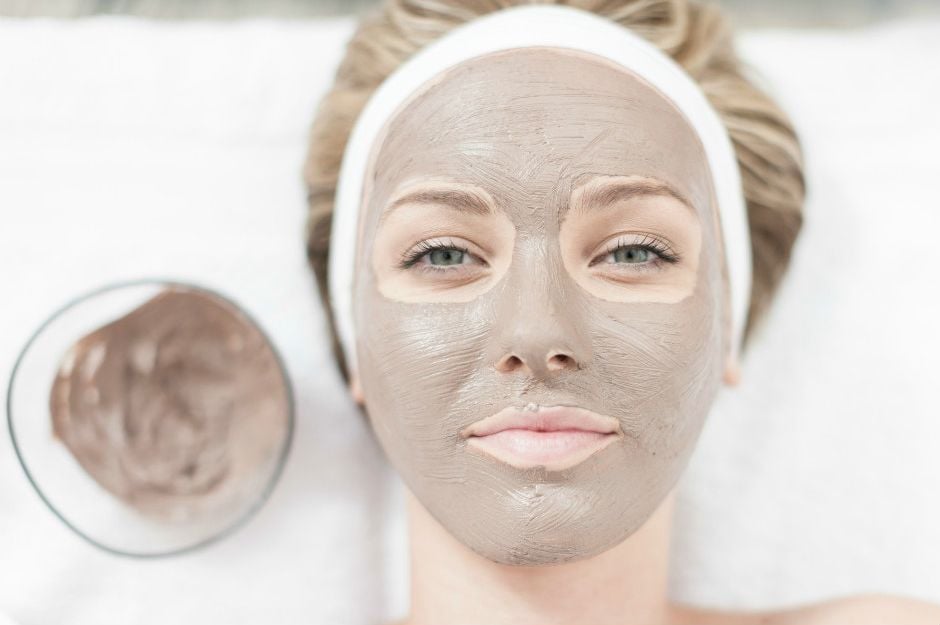 http://stylecaster.com/beauty/how-different-types-of-clay-benefit-your-skin/ | stylecaster