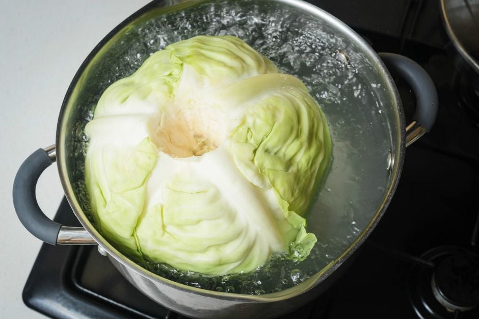 https://www.thespruceeats.com/polish-stuffed-cabbage-recipe-golabki-1136771 |thespruceeats.com