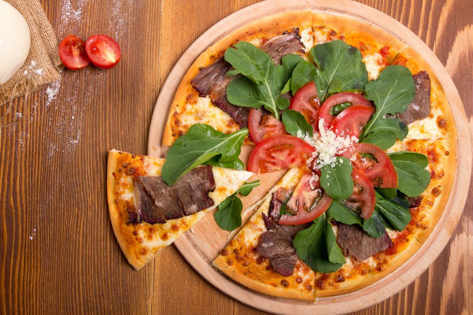 Füme Kaburgalı Pizza Tarifi, Nasıl Yapılır?