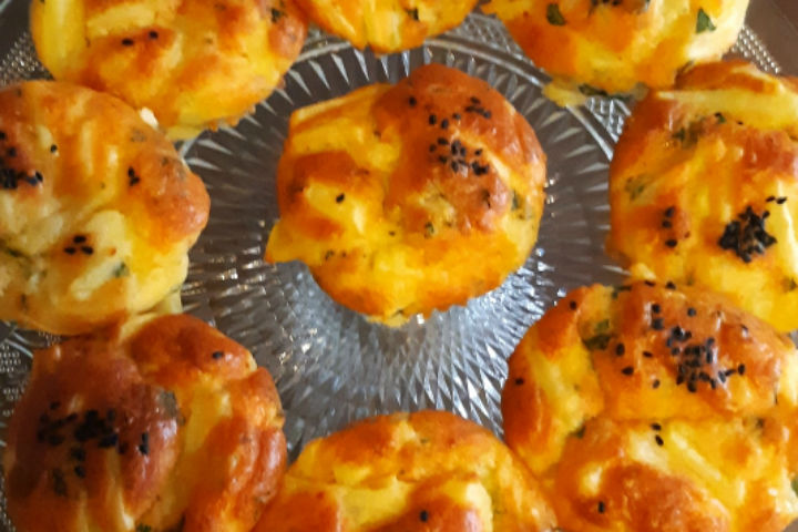 https://yemek.com/tarif/muffin-kalibinda-patatesli-kek/ | Muffin Kalıbında Patatesli Kek Tarifi