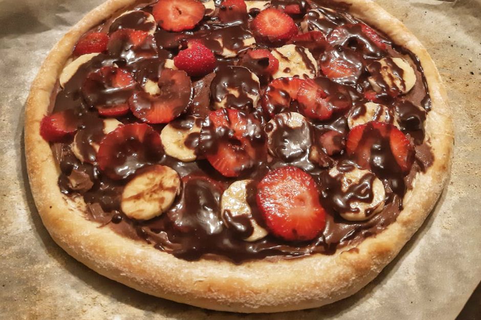Çikolatalı Pizza Tarifi, Nasıl Yapılır?