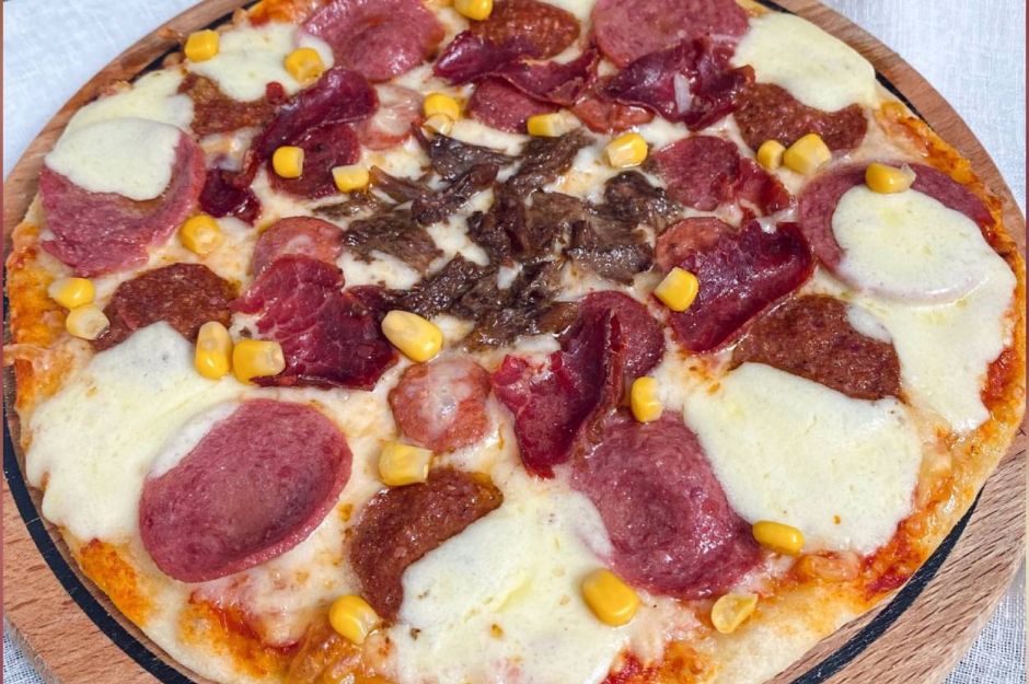 Bol Malzemeli Pizza Tarifi, Nasıl Yapılır?