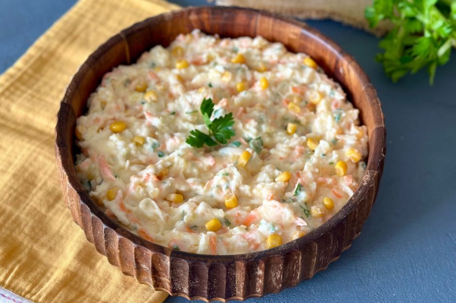 Hem Farklı Hem de Hafif: Patatesli Kereviz Salatası