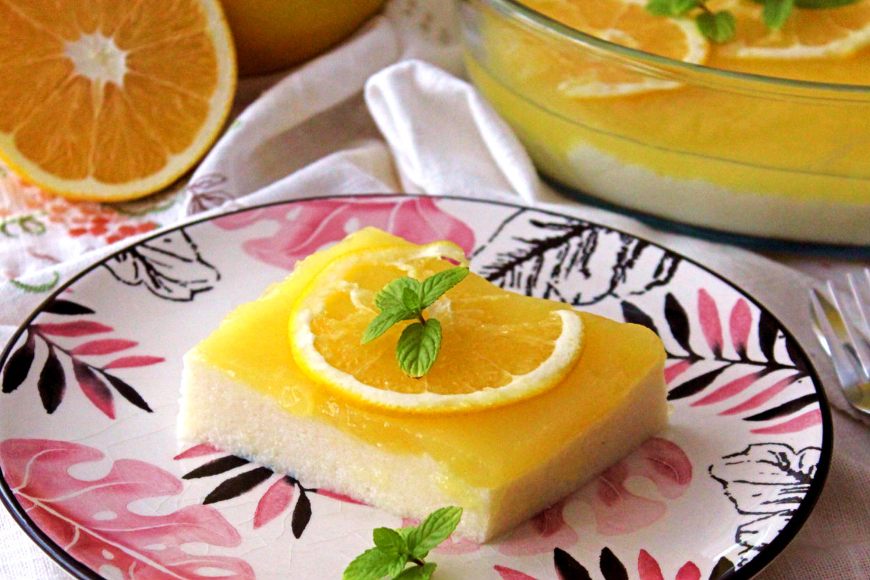 https://yemek.com/tarif/portakalli-sutlu-irmik-tatlisi/ | Portakallı Sütlü İrmik Tatlısı Tarifi