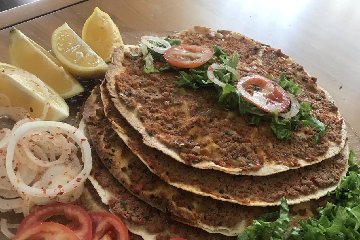 lavas-lahmacun-bahar-tarifi