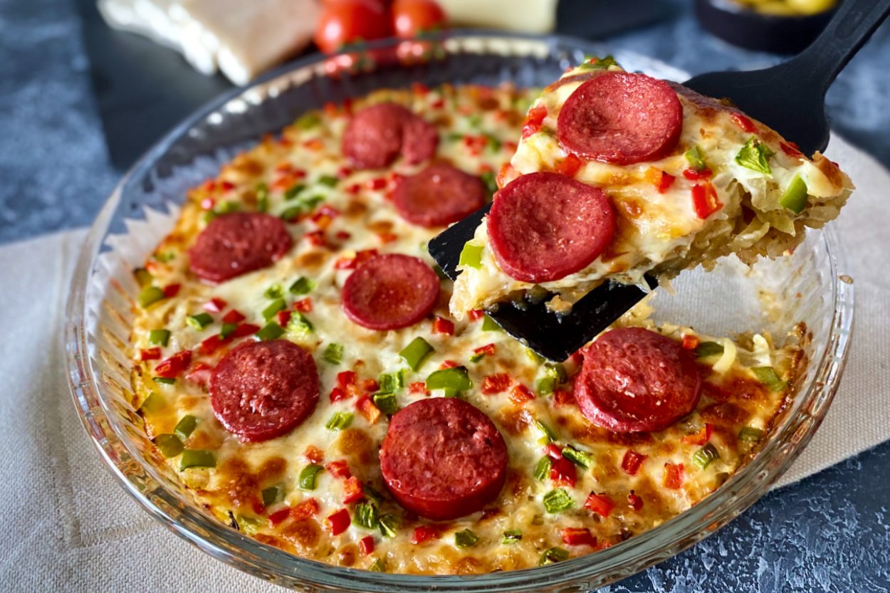 https://yemek.com/tarif/kahvaltilik-patates-pizza/ | Kahvaltılık Patates Pizza Tarifi