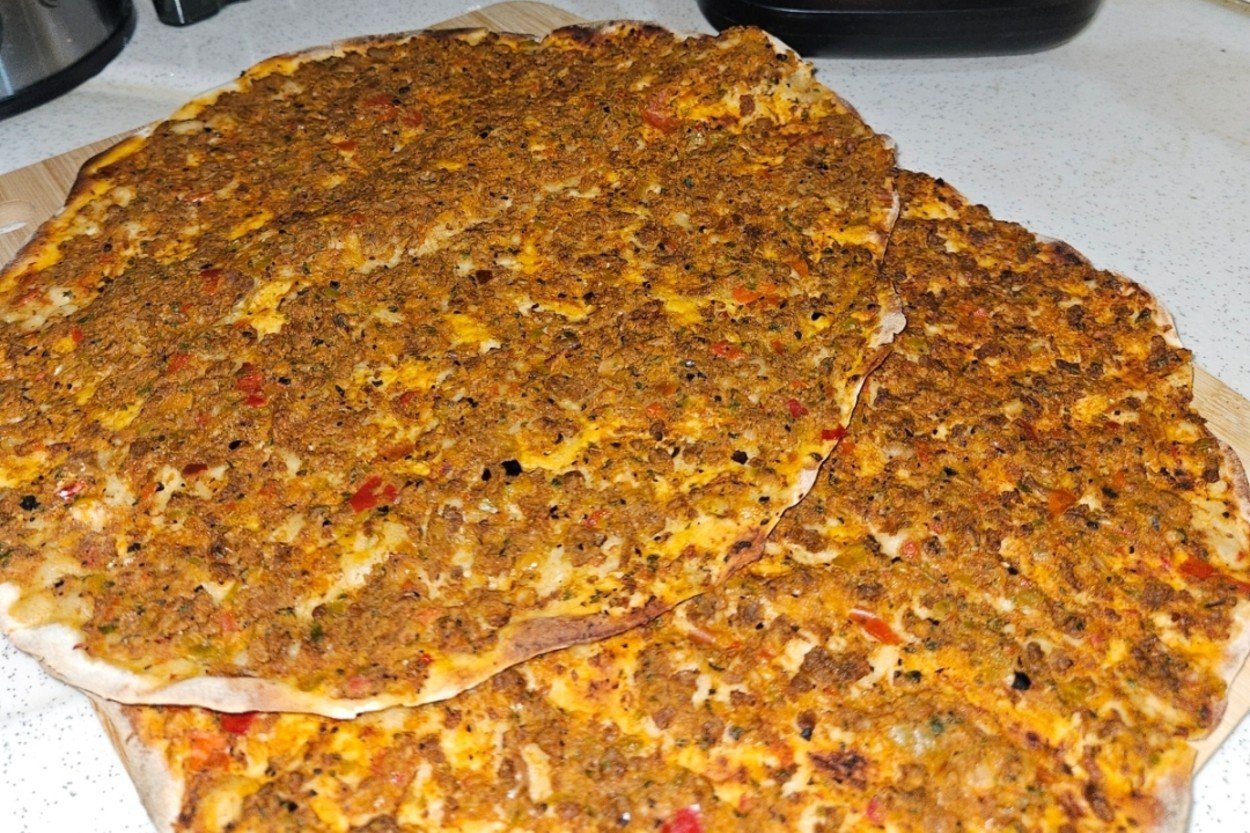 Fırında Çıtır Lahmacun Tarifi