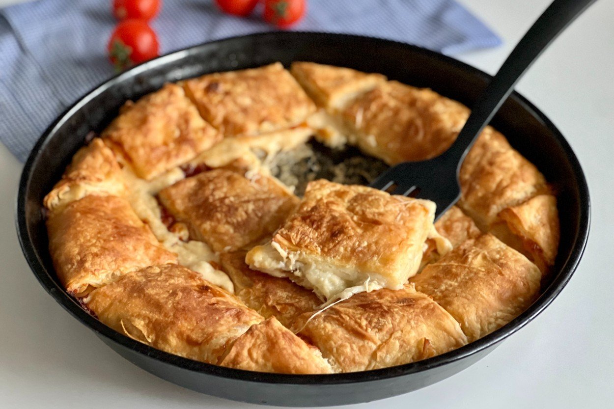 Kaşarlı Börek Tarifi