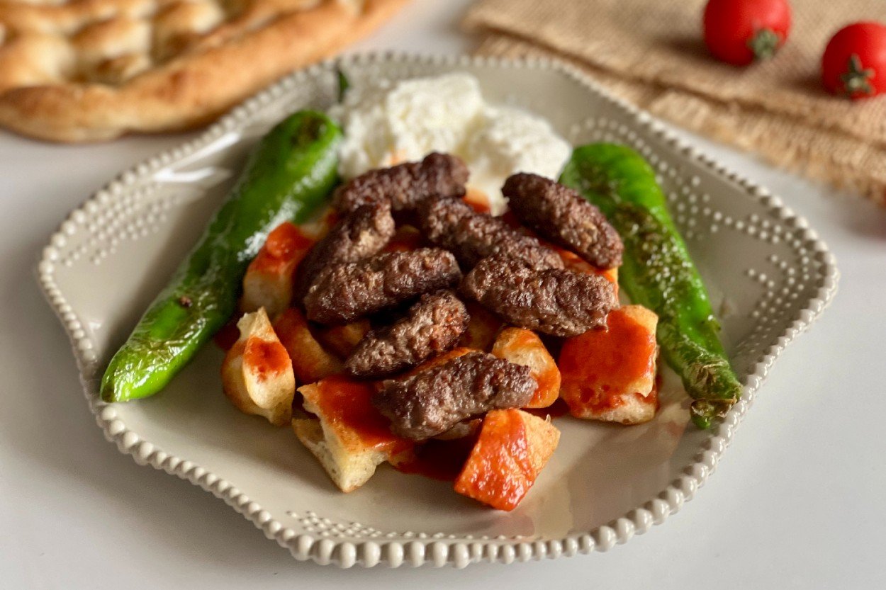 Köfteli İskender Tarifi