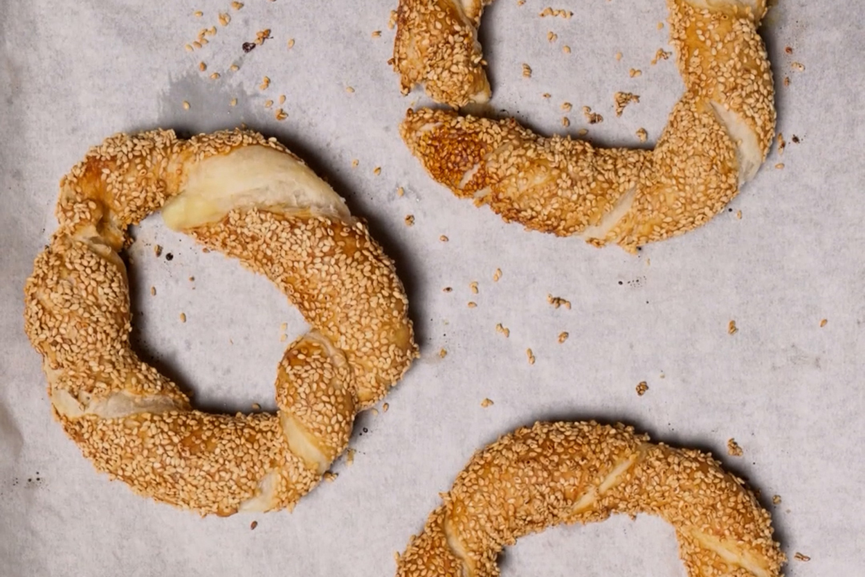 Çıtır Milföy Simit Tarifi