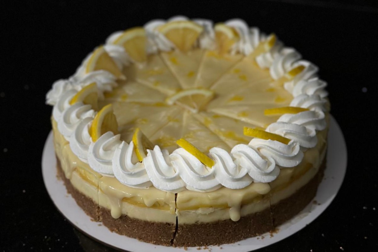 Limonlu Beyaz Çikolatalı Cheesecake Tarifi