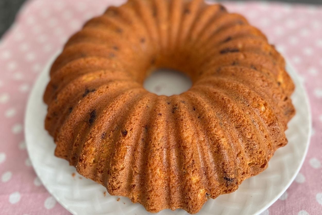 Glutensiz Çikolata Parçacıklı Kek Tarifi