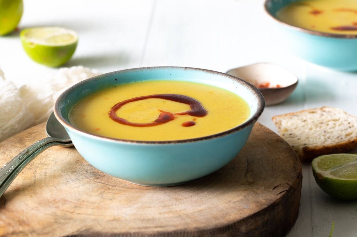 Klasik Süzme Mercimek Çorbası Tarifi
