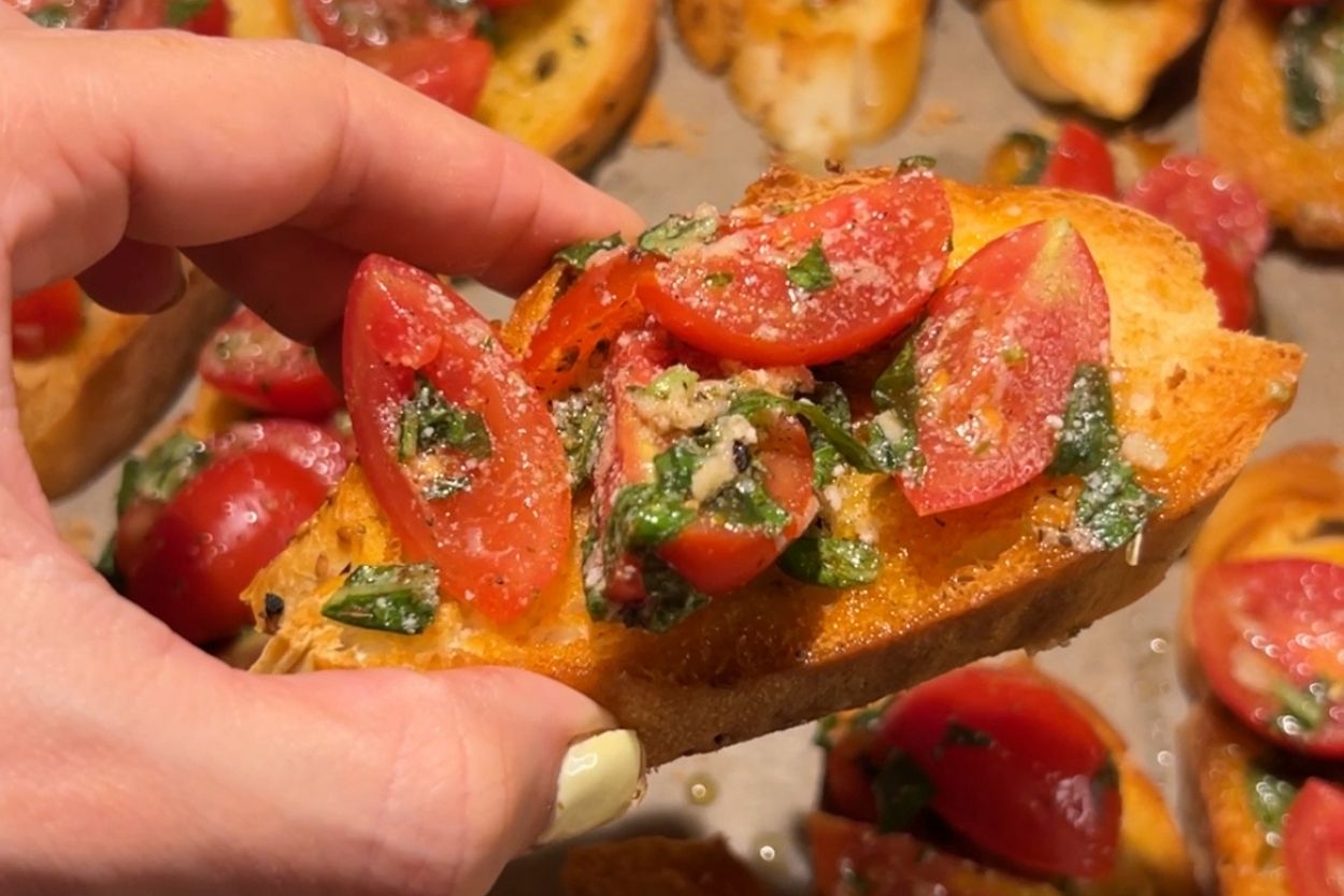 Nefis Bruschetta Tarifi