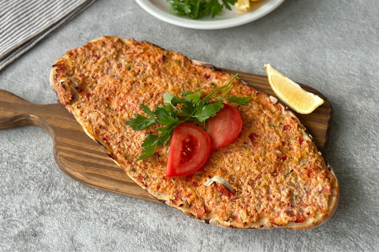 Tavuklu Lahmacun Tarifi