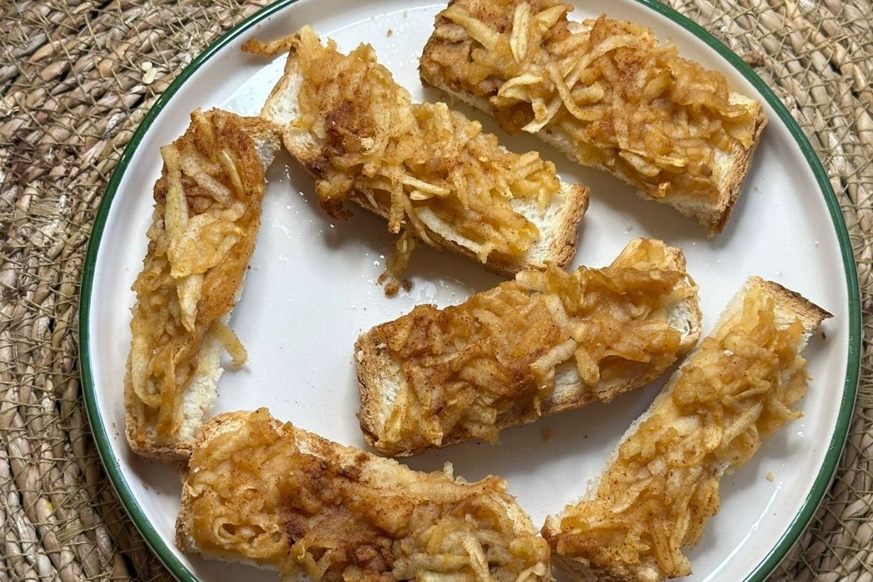 Elmalı Tarçınlı Tost Cipsleri Tarifi