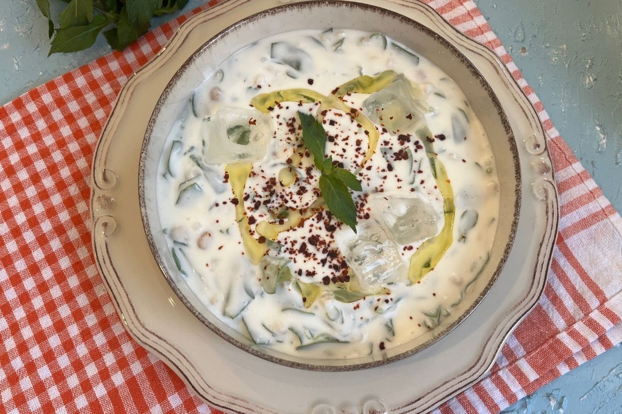 Semizotlu Soğuk Çorba Tarifi