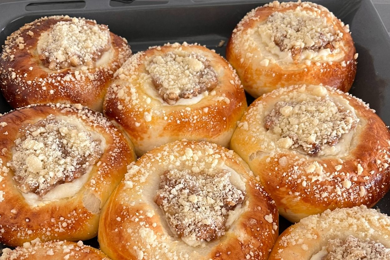 Cheesecakeli Çörek Tarifi