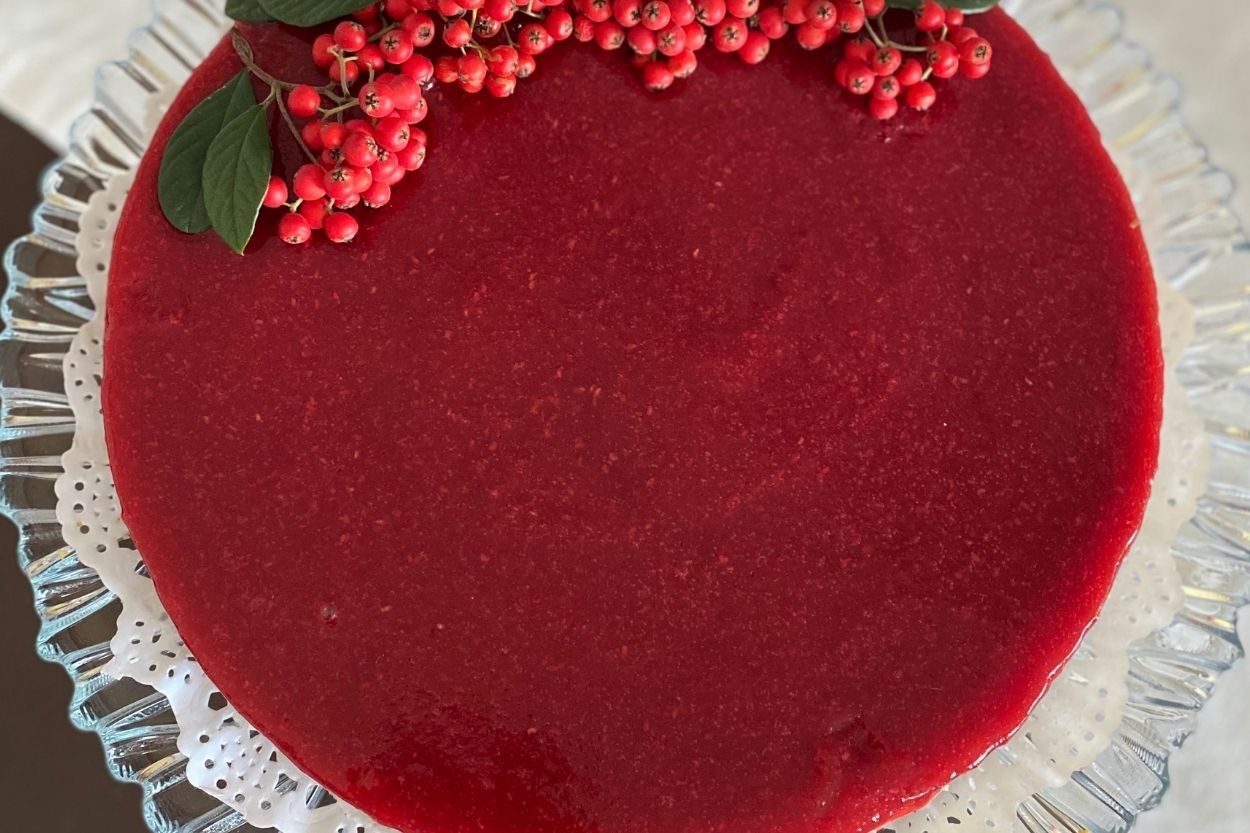 Frambuaz Aromalı Cheesecake Tarifi