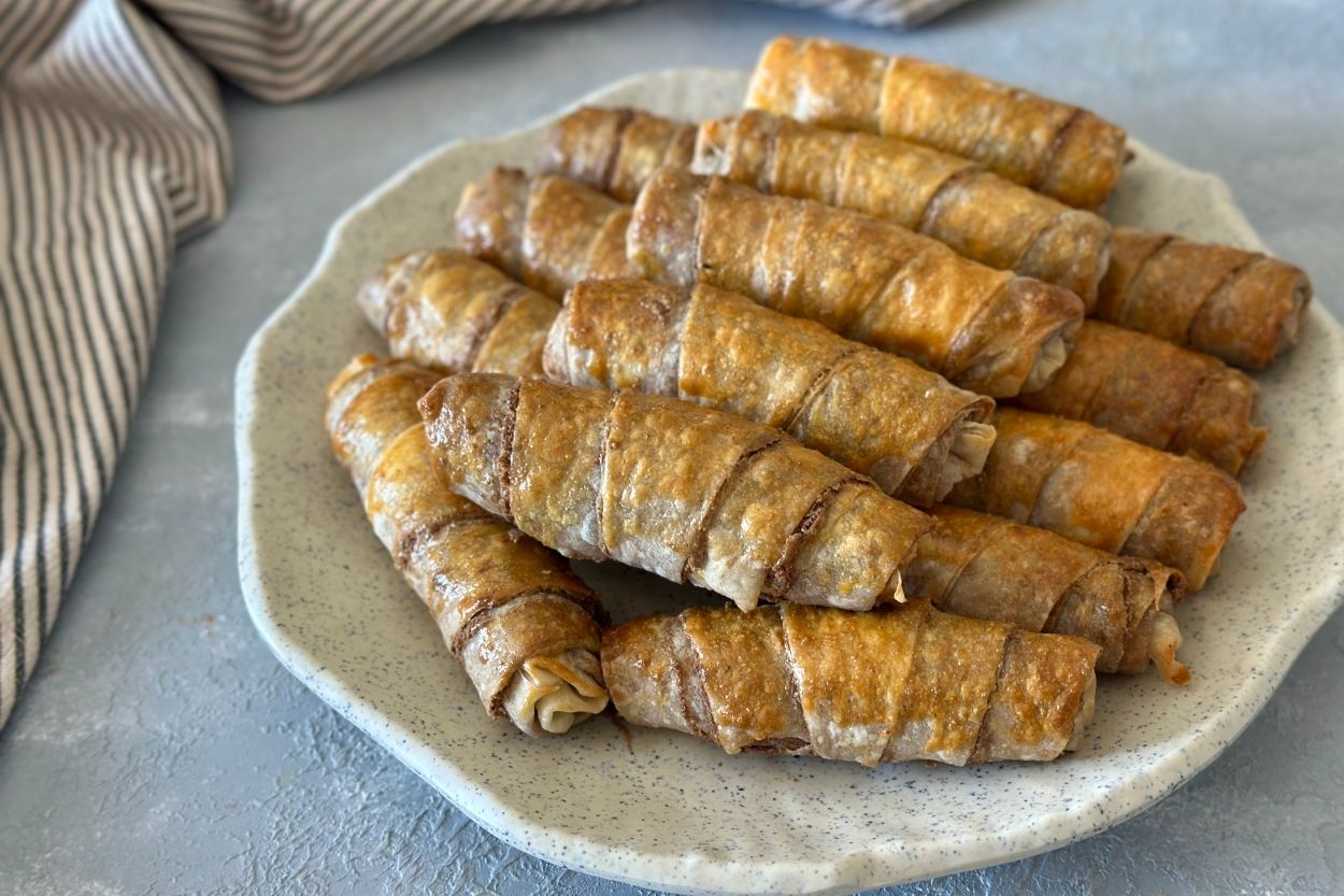 Haşhaşlı Mercimekli Börek Tarifi