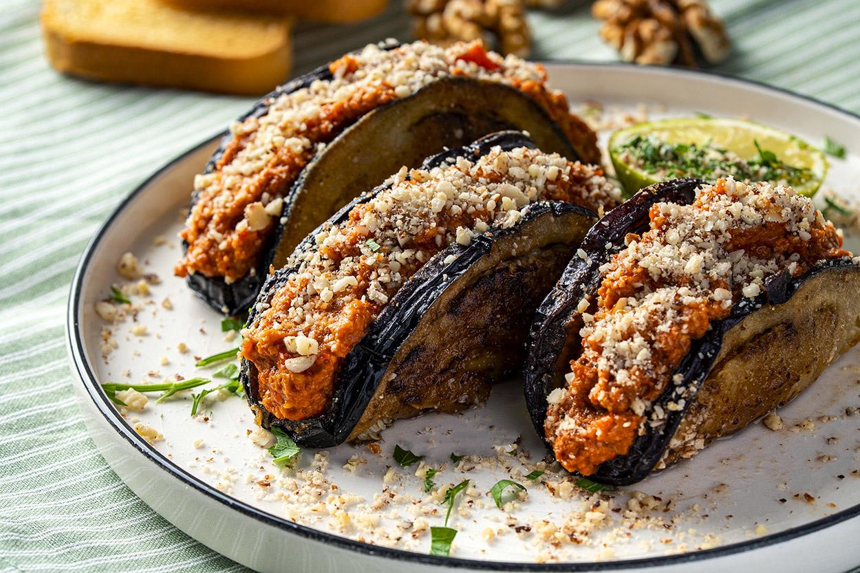 Muhammaralı Patlıcan Taco Tarifi