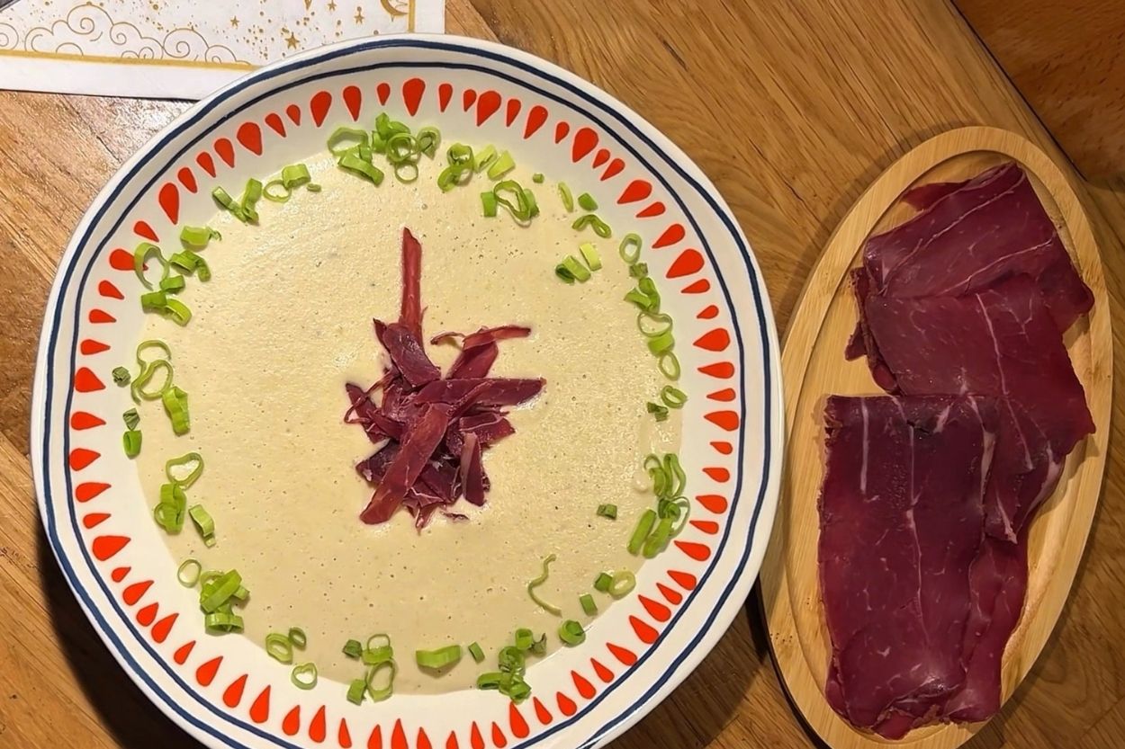 Pastırmalı Patlıcan Çorbası Tarifi