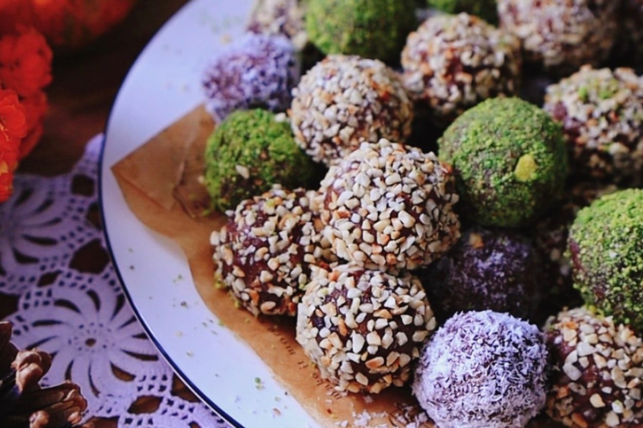 Bal Kabaklı Bisküvi Topları Tarifi