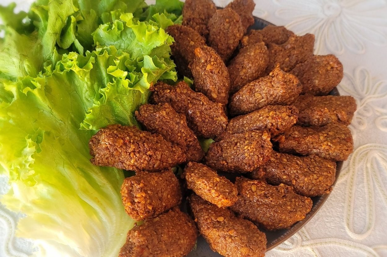 Cevizli Bulgur Köftesi Tarifi