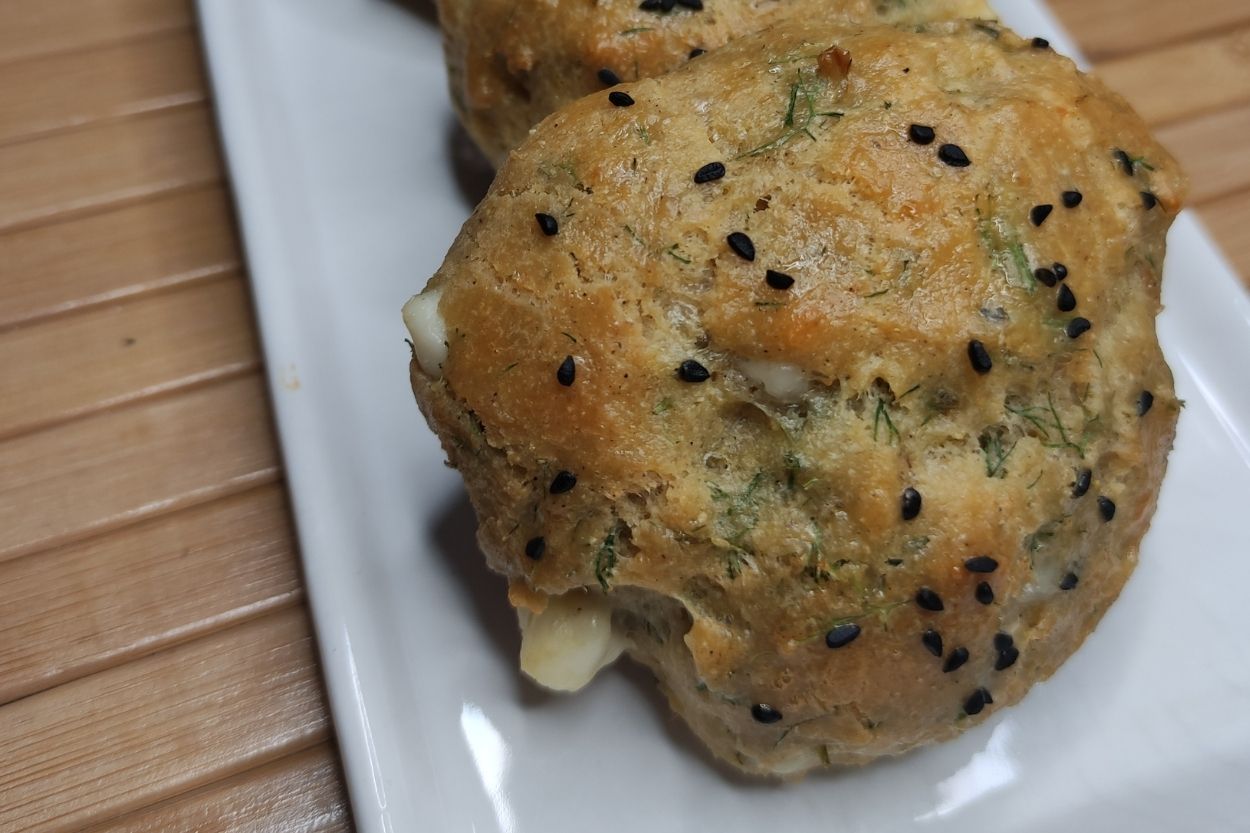 Glutensiz Peynirli Dereotlu Poğaça Tarifi