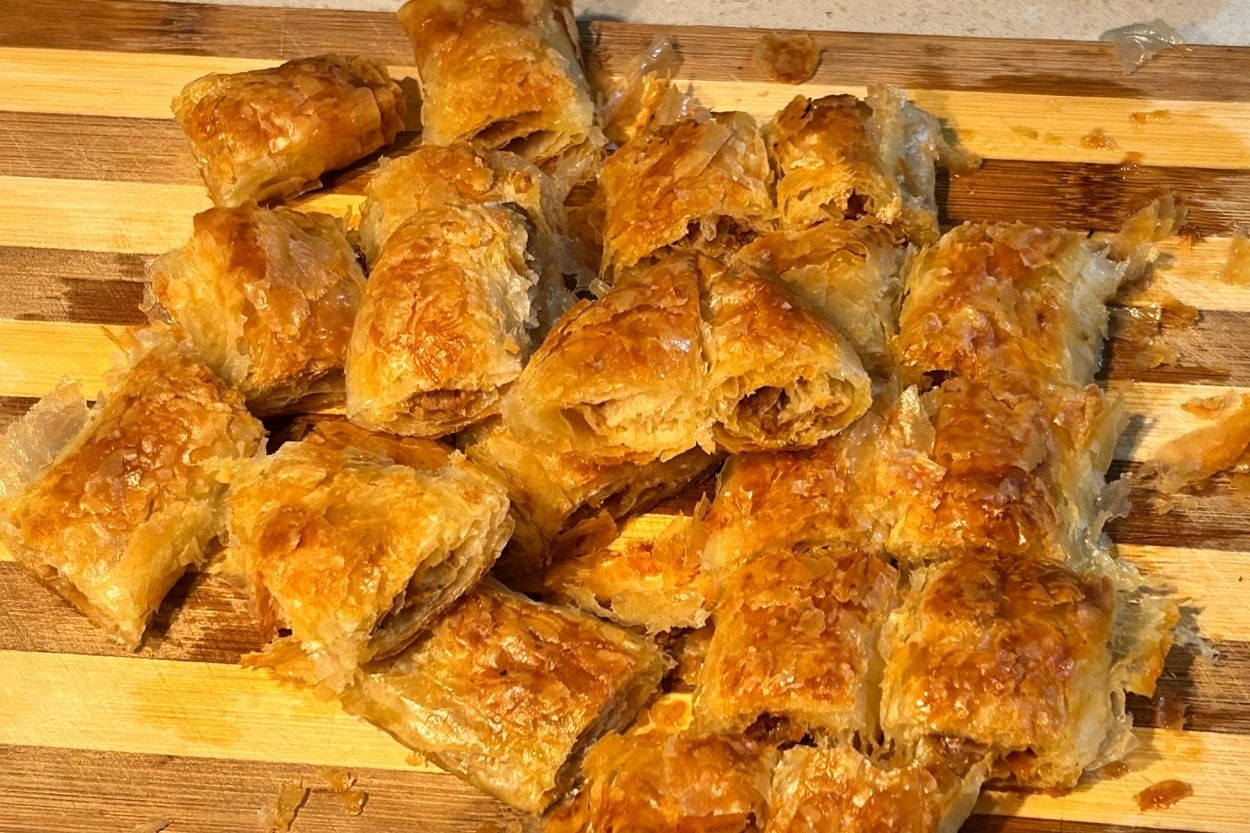 Hazır Yufkadan Sarıyer Böreği Tarifi