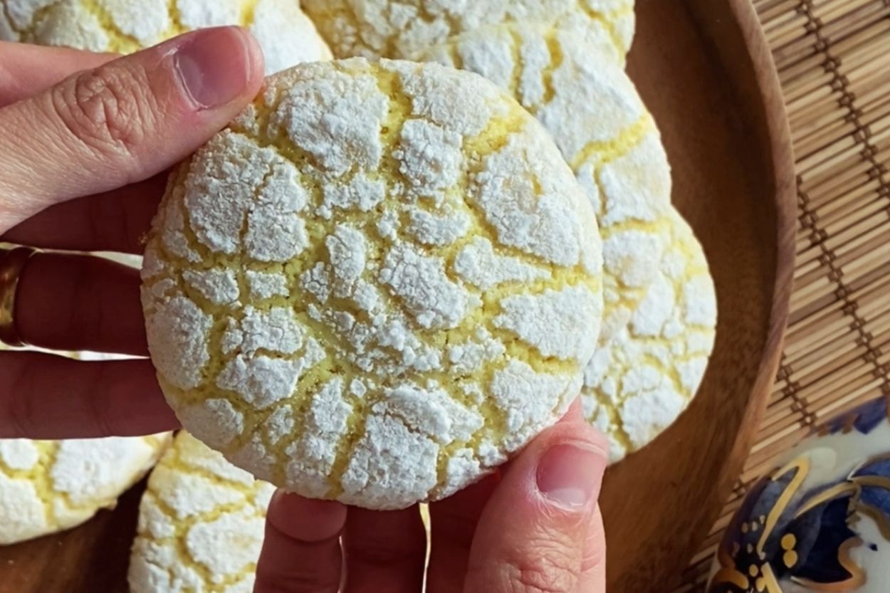 Limonlu Yumuşacık Çatlak Kurabiye Tarifi