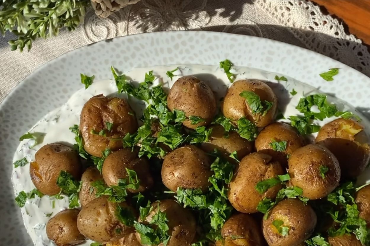Soslu Çıtır Bebek Patates Tarifi