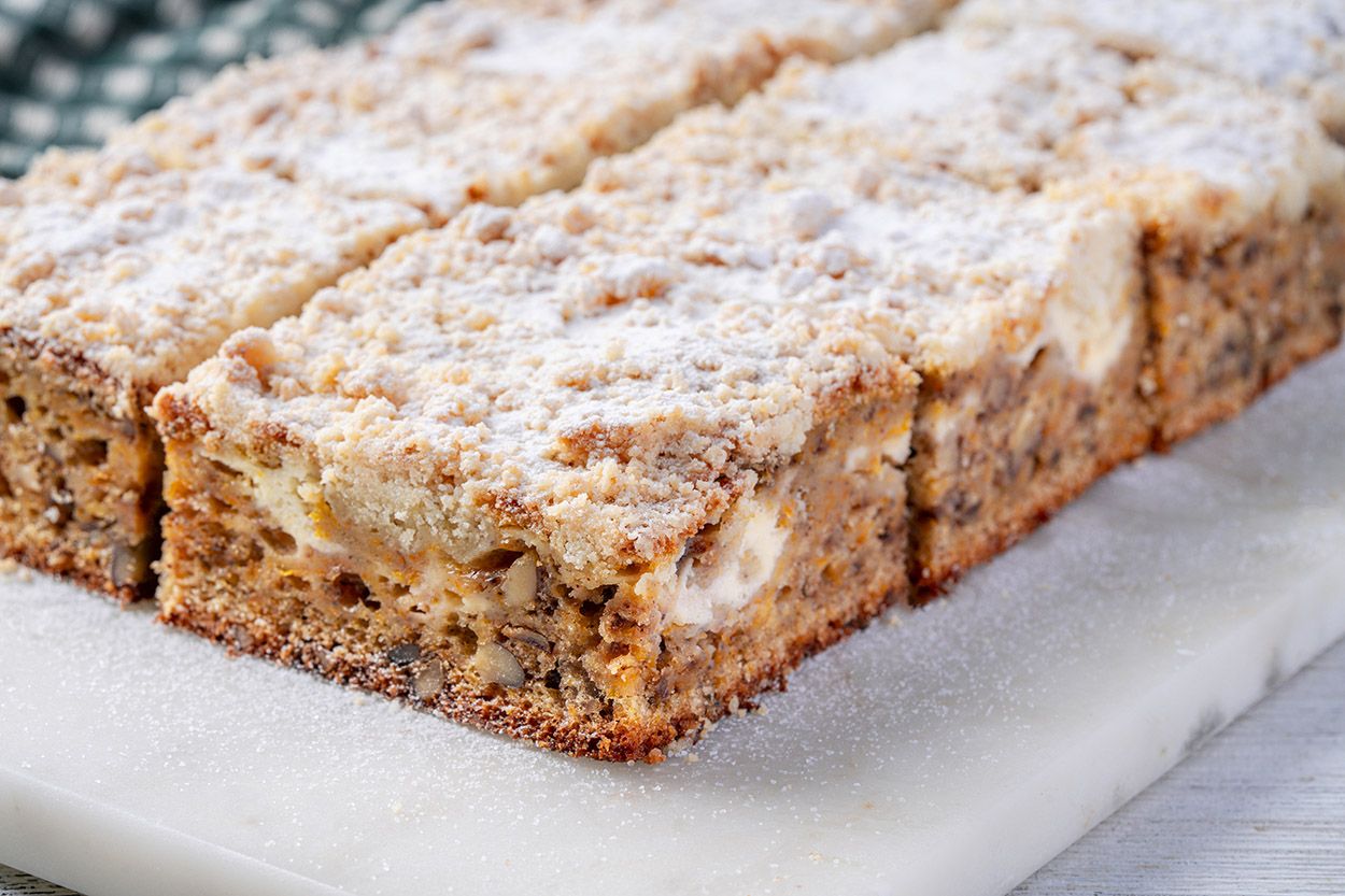 Cheesecake Dolgulu Havuçlu Kek Tarifi