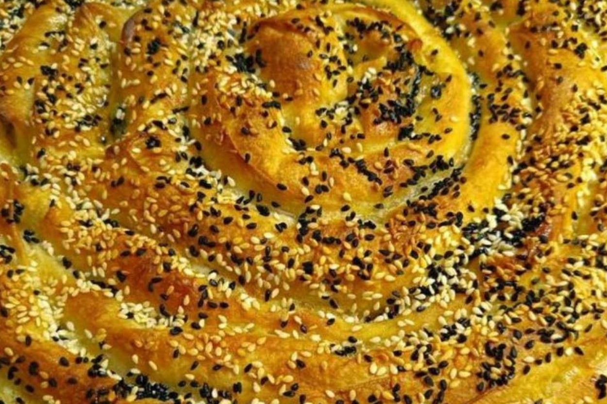 Çıtır Ispanaklı Börek Tarifi
