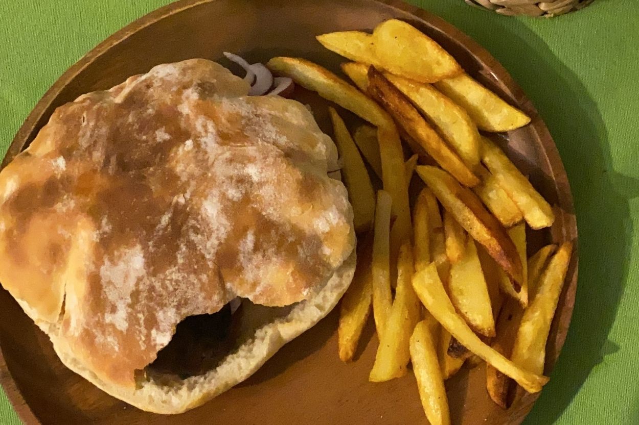 Ev Yapımı Pita Kolay Ekmeği Tarifi