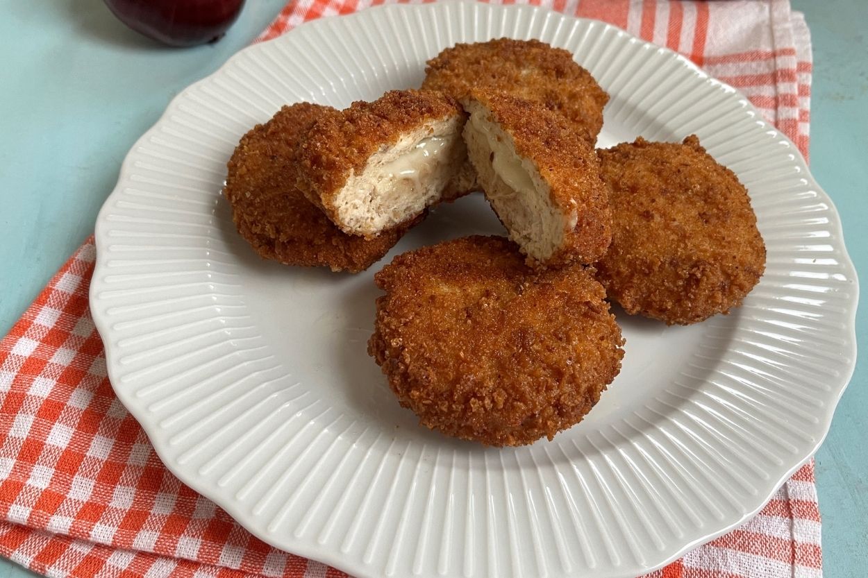 Kaşarlı Tavuk Köfte Tarifi