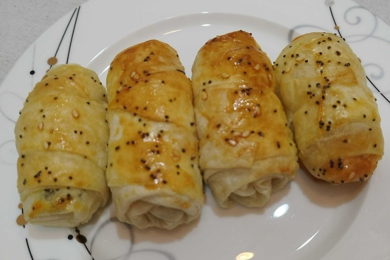 Kolay Patatesli Yufka Böreği Tarifi