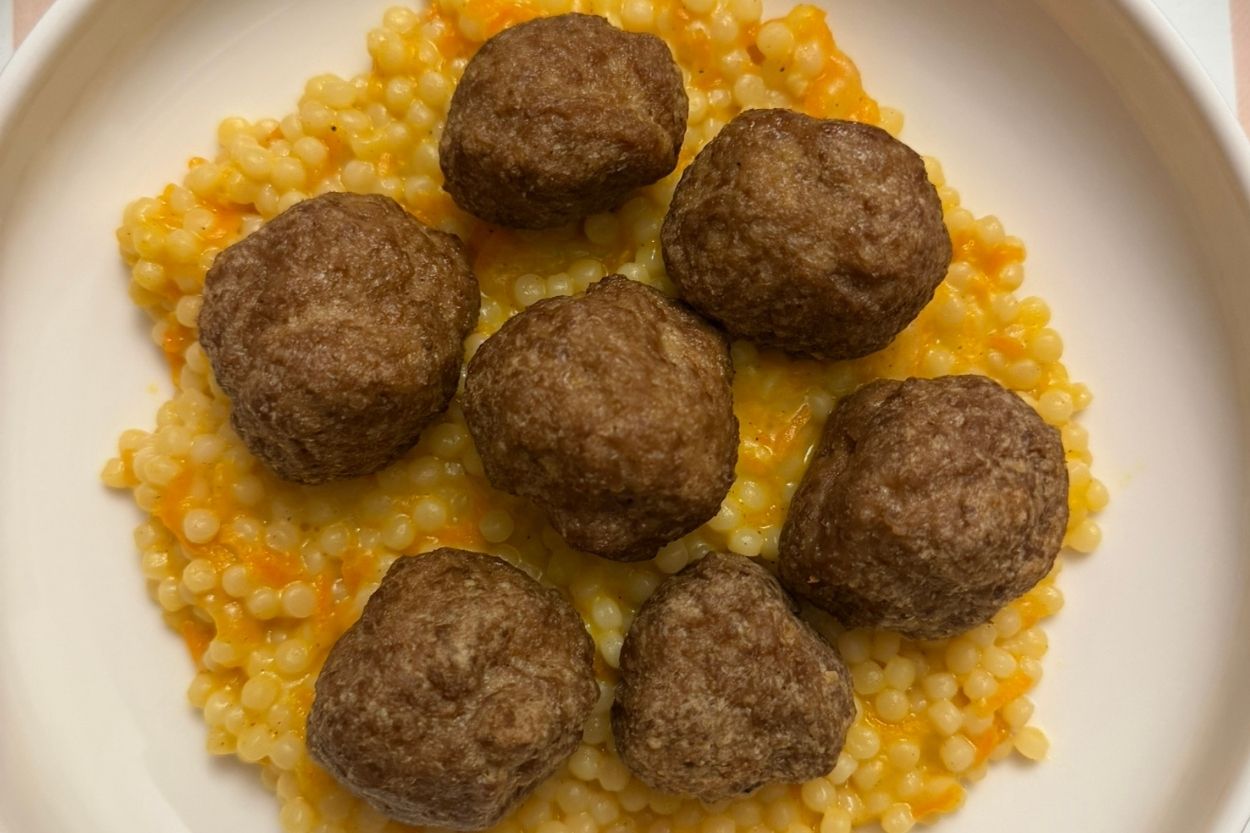 Kuskuslu Köfte Tarifi