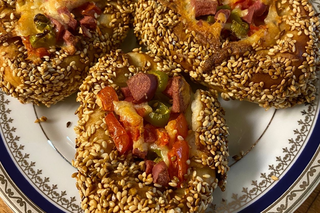 Mini Simit Pizza Tarifi